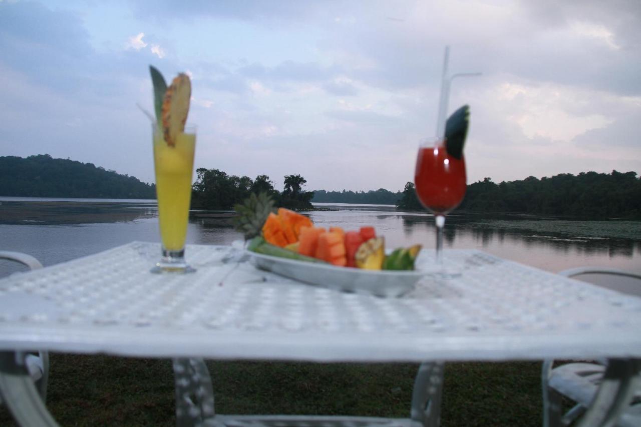 Sanu Lagoon Resort & Spa 탕갈레 외부 사진