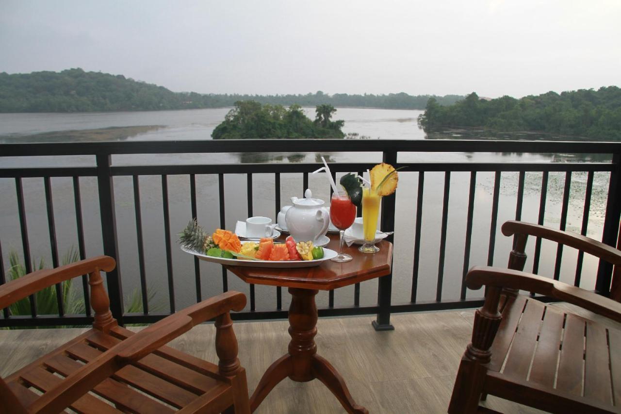 Sanu Lagoon Resort & Spa 탕갈레 외부 사진