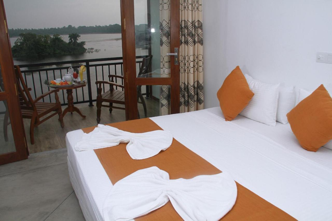 Sanu Lagoon Resort & Spa 탕갈레 외부 사진