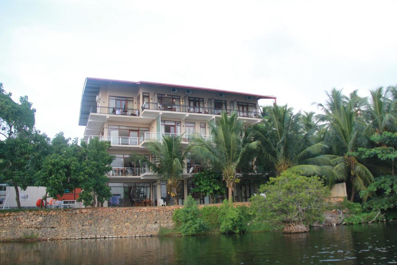 Sanu Lagoon Resort & Spa 탕갈레 외부 사진